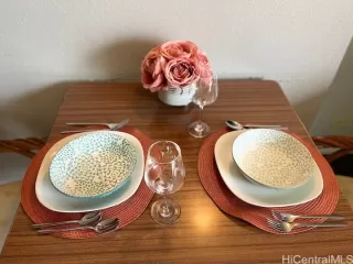 Photo #2: 202519216 Listing 