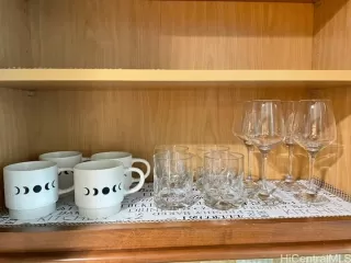 Photo #6: 202519216 Listing 