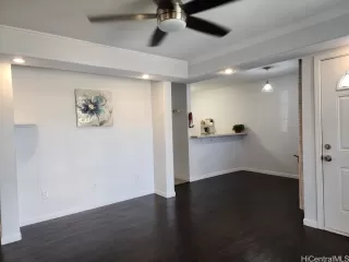 Photo #4: 202519224 Listing 