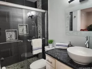 Photo #5: 202519224 Listing 