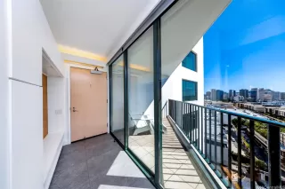 Photo #3: 202519251 Listing