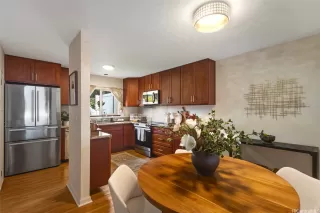 Photo #3: 202519278 Listing 