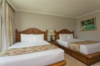 Photo #2: 202519279 Listing 