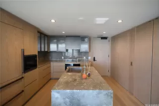 Photo #4: 202519285 Listing 