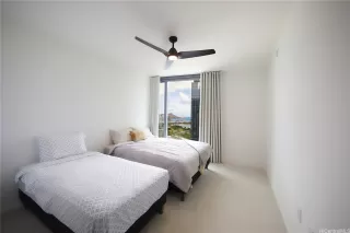 Photo #6: 202519285 Listing 