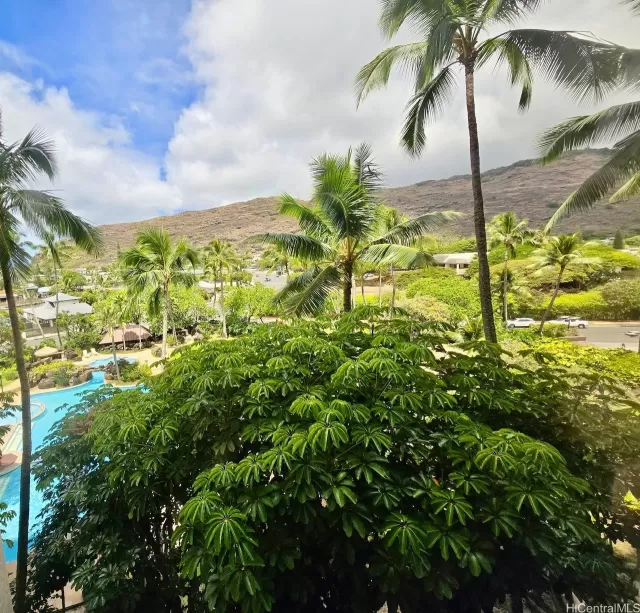 MLS: 202519305 Condo For Sale