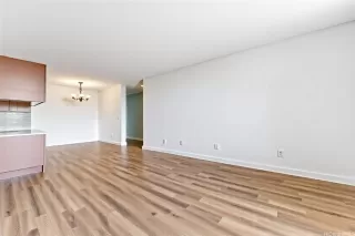 Photo #4: 202519330 Listing 