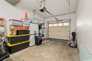 Photo #6: 202519338 Listing