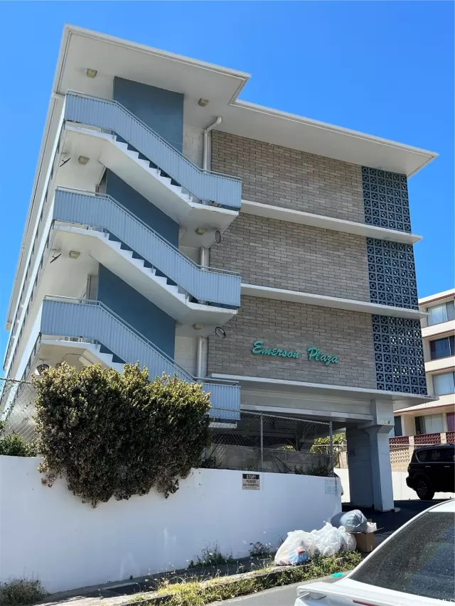 MLS: 202519377 Condo For Sale