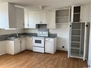 Photo #2: 202519377 Listing 