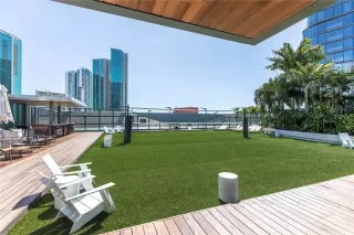 Photo #4: 202519416 Listing 