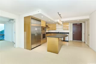 Photo #5: 202519484 Listing 