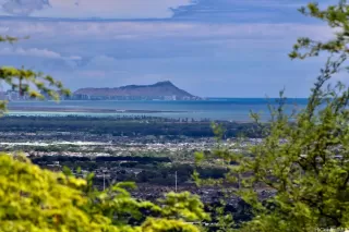 Browse active condo listings in MAKAKILO GARDENS