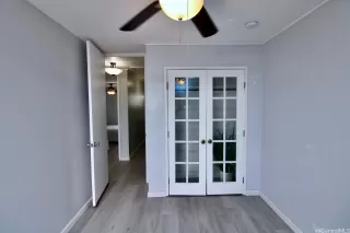 Photo #5: 202519503 Listing