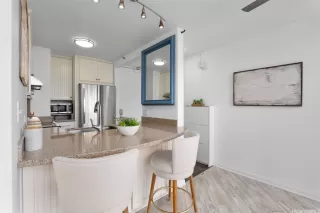 Photo #5: 202519538 Listing 