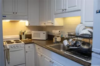 Photo #3: 202519553 Listing 