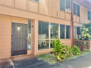 Photo #4: 202519569 Listing 