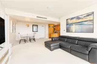 Photo #3: 202519577 Listing 