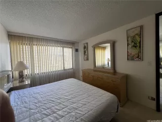 Photo #4: 202519584 Listing