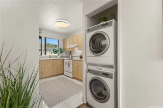 Photo #4: 202519585 Listing 