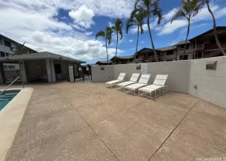 Photo #4: 202519592 Listing 