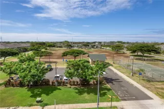 Photo #6: 202519604 Listing