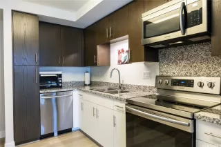 Photo #3: 202519625 Listing 