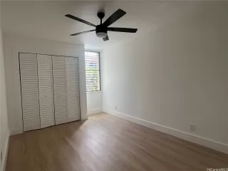 Photo #4: 202519626 Listing