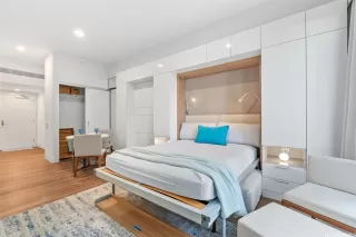 Photo #4: 202519644 Listing