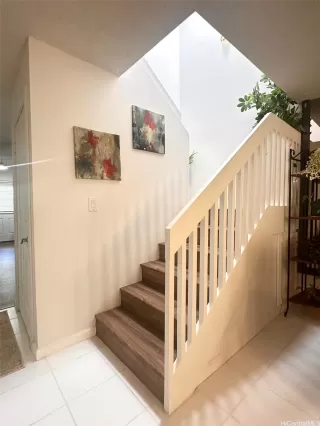 Photo #3: 202519663 Listing 