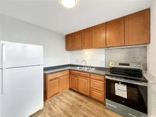 Photo #3: 202519665 Listing 