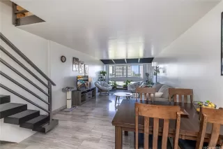 Photo #5: 202519683 Listing