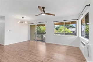 Photo #4: 202519702 Listing 