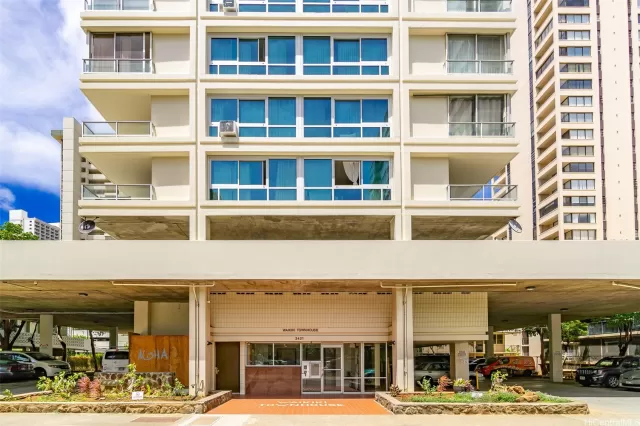 MLS: 202519732 Condo For Sale