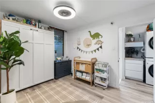 Photo #4: 202519746 Listing