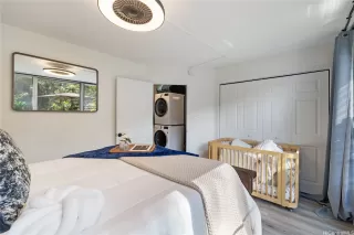 Photo #5: 202519746 Listing