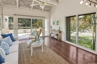 Photo #3: 202519749 Listing 