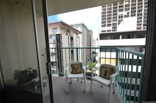 Photo #6: 202519756 Listing 