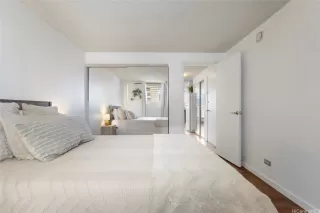 Photo #4: 202519770 Listing