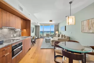 Photo #2: 202519794 Listing