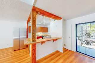 Photo #4: 202519833 Listing
