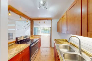 Photo #6: 202519833 Listing