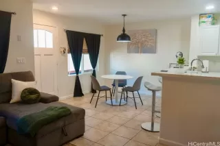 Photo #2: 202519871 Listing 