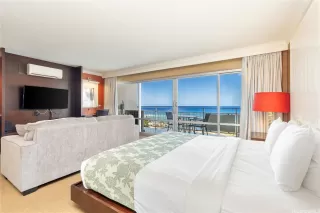 Photo #5: 202519889 Listing 