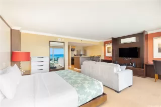 Photo #6: 202519889 Listing 