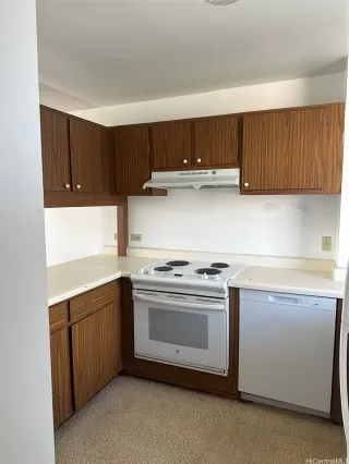 Photo #3: 202519891 Listing 