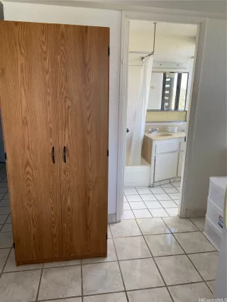 Photo #6: 202519893 Listing