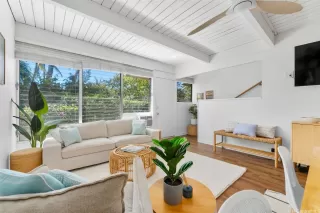 Photo #3: 202519947 Listing