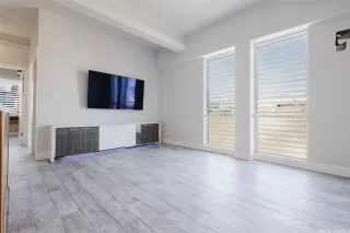 Photo #4: 202519953 Listing 