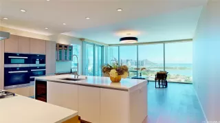 Photo #5: 202519987 Listing 